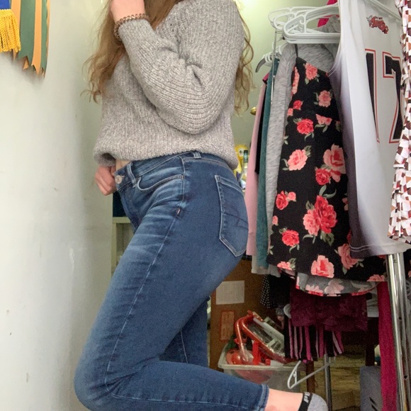 High-Rise Cropped Jeggings - Picture 3 of 6